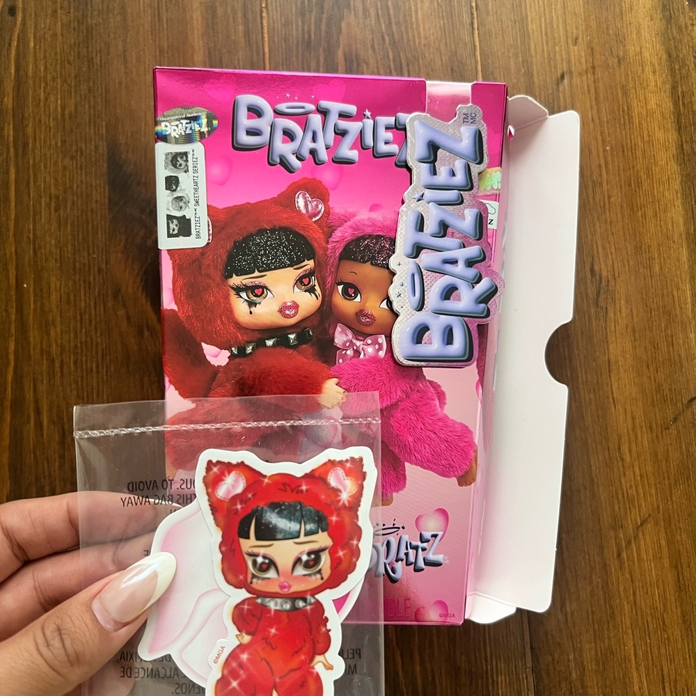 Bratziez Kool Kat Jade